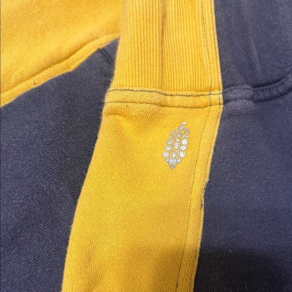 Two-Tone Wide-Leg Pants - Picture 2 of 3